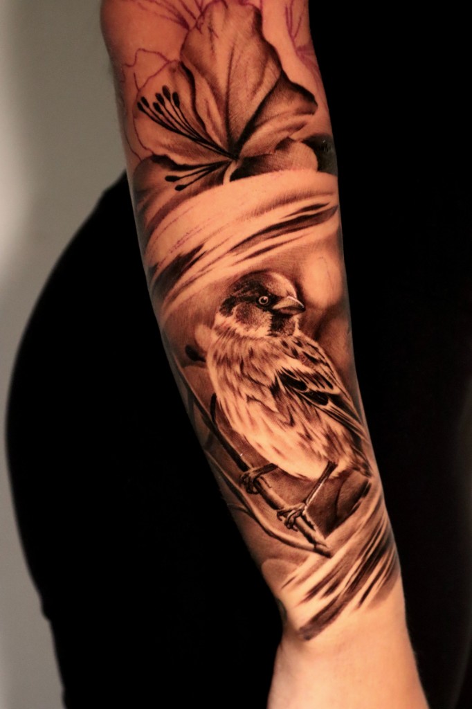 Realism - Passero e fiori